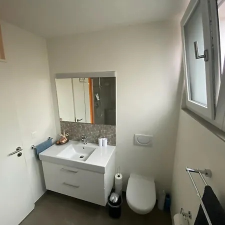 Private Studio With Free Parking Koniz